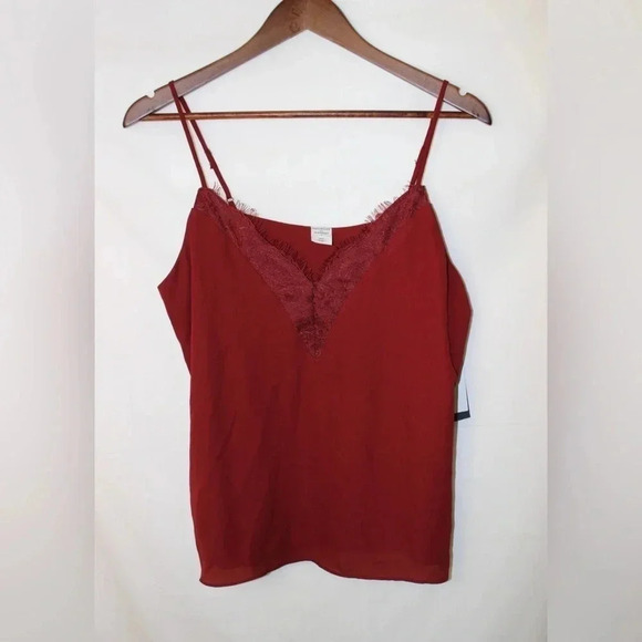 NWT Women’s Melrose and Market Lace Sphagetti Strap Tank Blouse Size Medium - Picture 1 of 10